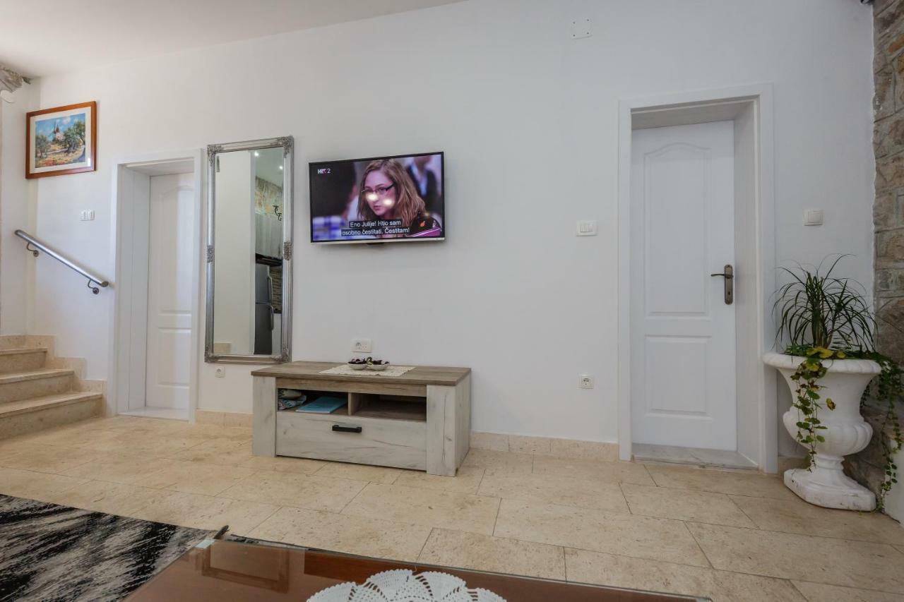 Apartman Lavanda Kaštela Exterior foto