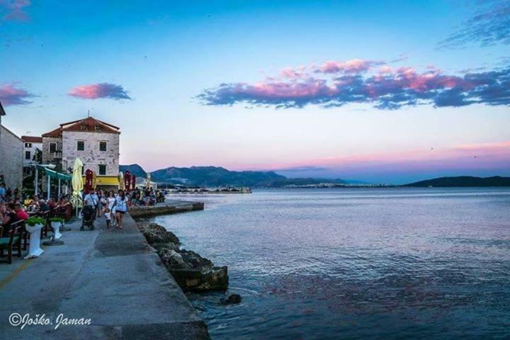 Apartman Lavanda Kaštela Exterior foto